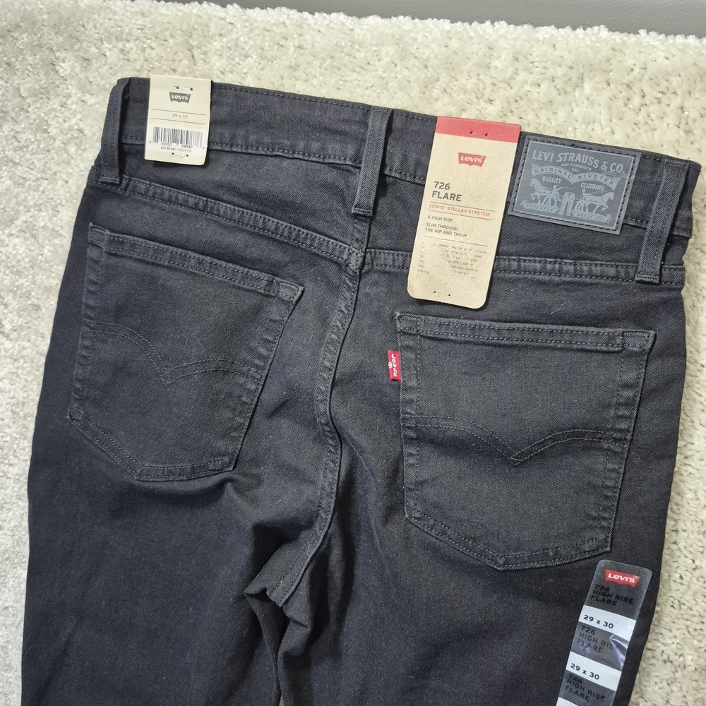 Levis Jeans 726 High Rise Flare Womens 29/30 Black Slim Stretch Disco 70s Retro - Picture 14 of 14